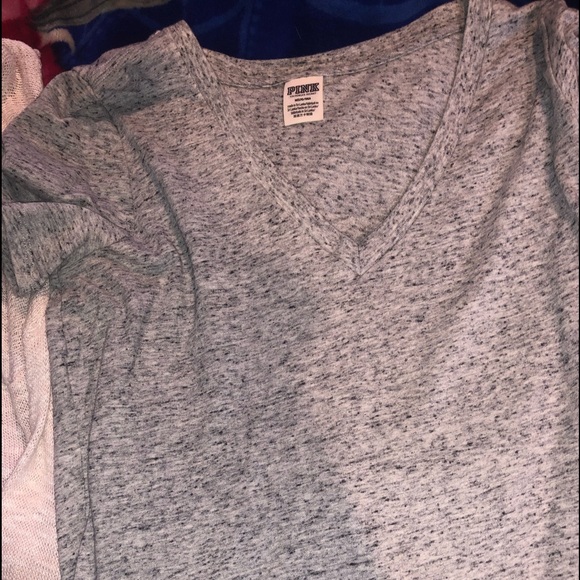 Shirts - Picture 3 of 4